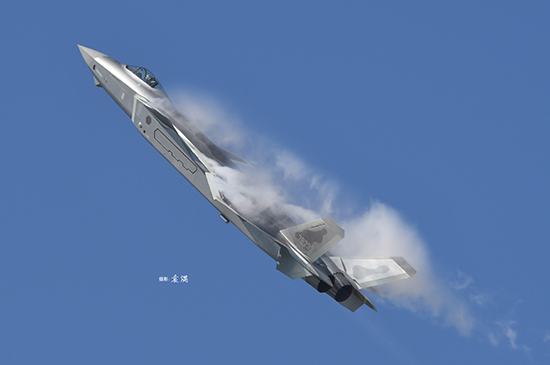 Chinese J-20 Mighty Dragon 05811